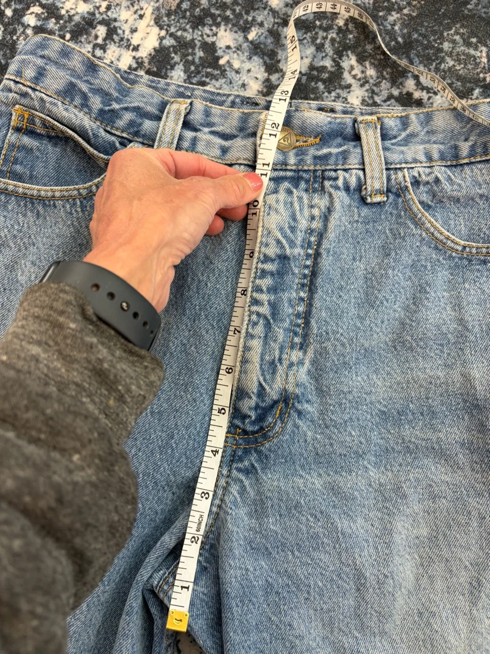 Vintage GUESS USA Baggy Jeans | Light Wash High Rise | 90s Denim- Sz 25 - Picture 7 of 10
